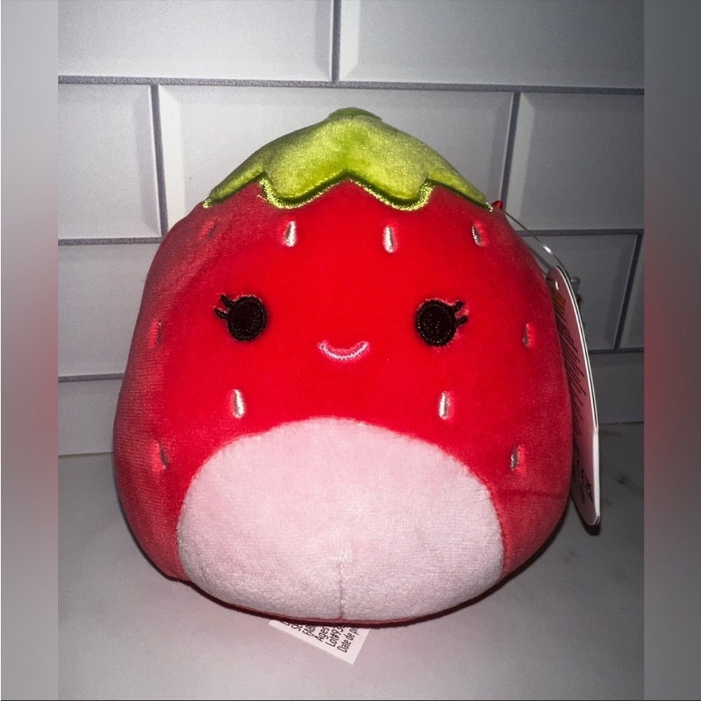 Squishmallows Scarlet the Strawberry